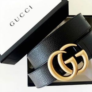 Meet your Posher, charlott